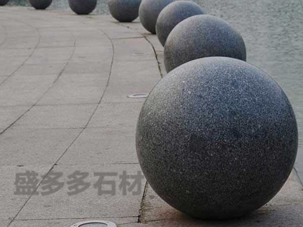 路邊(bian)石施工要(yào)求